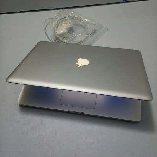 APPLE MACKBOOK PRO CORE I5